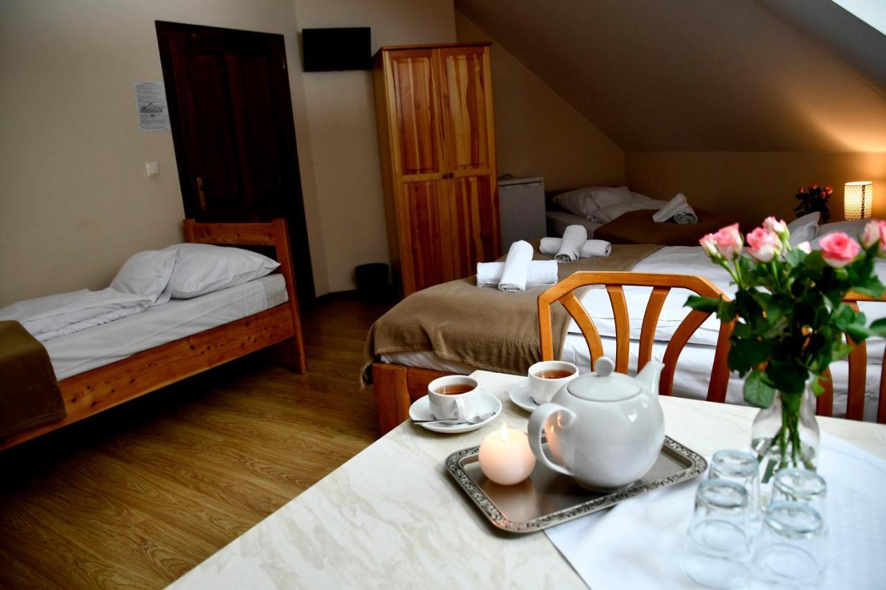 Gosciniec Pod Lubomirem Bed & Breakfast Weglowka  Ngoại thất bức ảnh