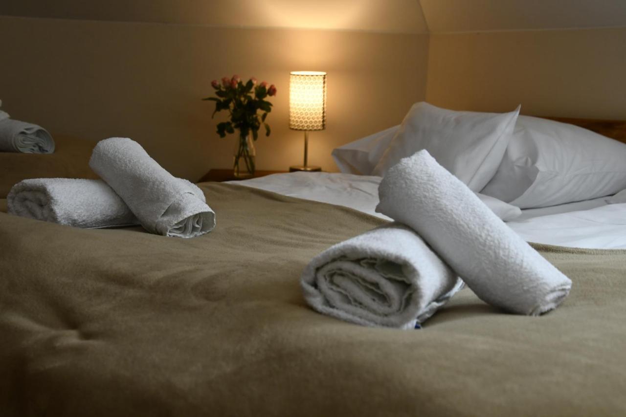 Gosciniec Pod Lubomirem Bed & Breakfast Weglowka  Ngoại thất bức ảnh