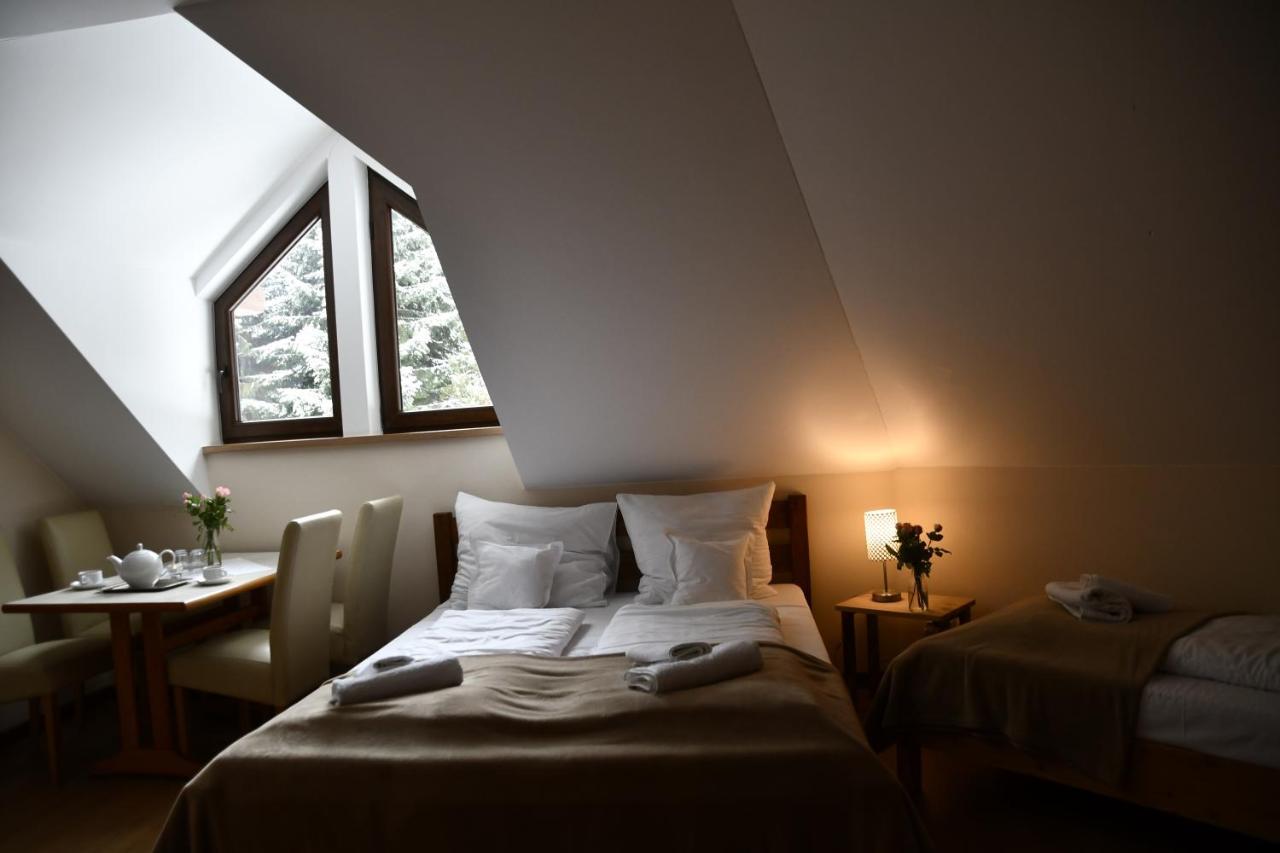 Gosciniec Pod Lubomirem Bed & Breakfast Weglowka  Ngoại thất bức ảnh