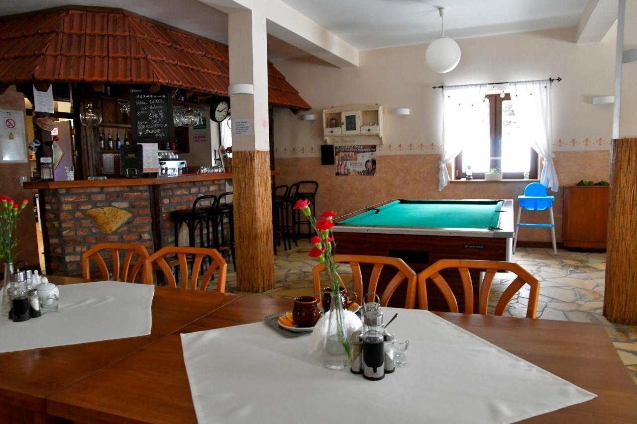 Gosciniec Pod Lubomirem Bed & Breakfast Weglowka  Ngoại thất bức ảnh