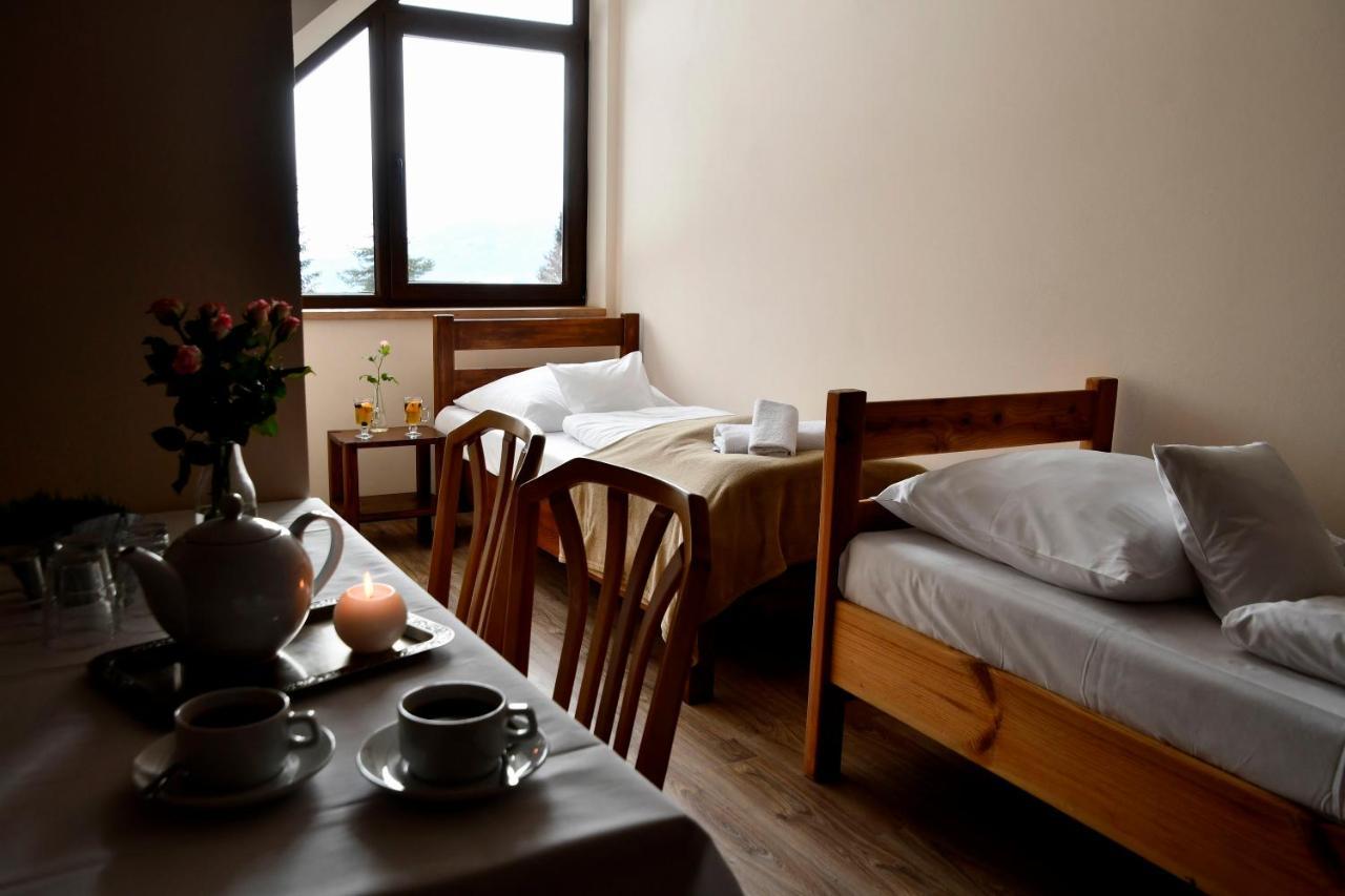 Gosciniec Pod Lubomirem Bed & Breakfast Weglowka  Ngoại thất bức ảnh