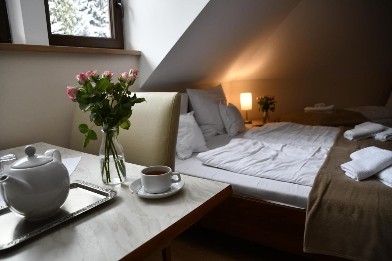 Gosciniec Pod Lubomirem Bed & Breakfast Weglowka  Ngoại thất bức ảnh