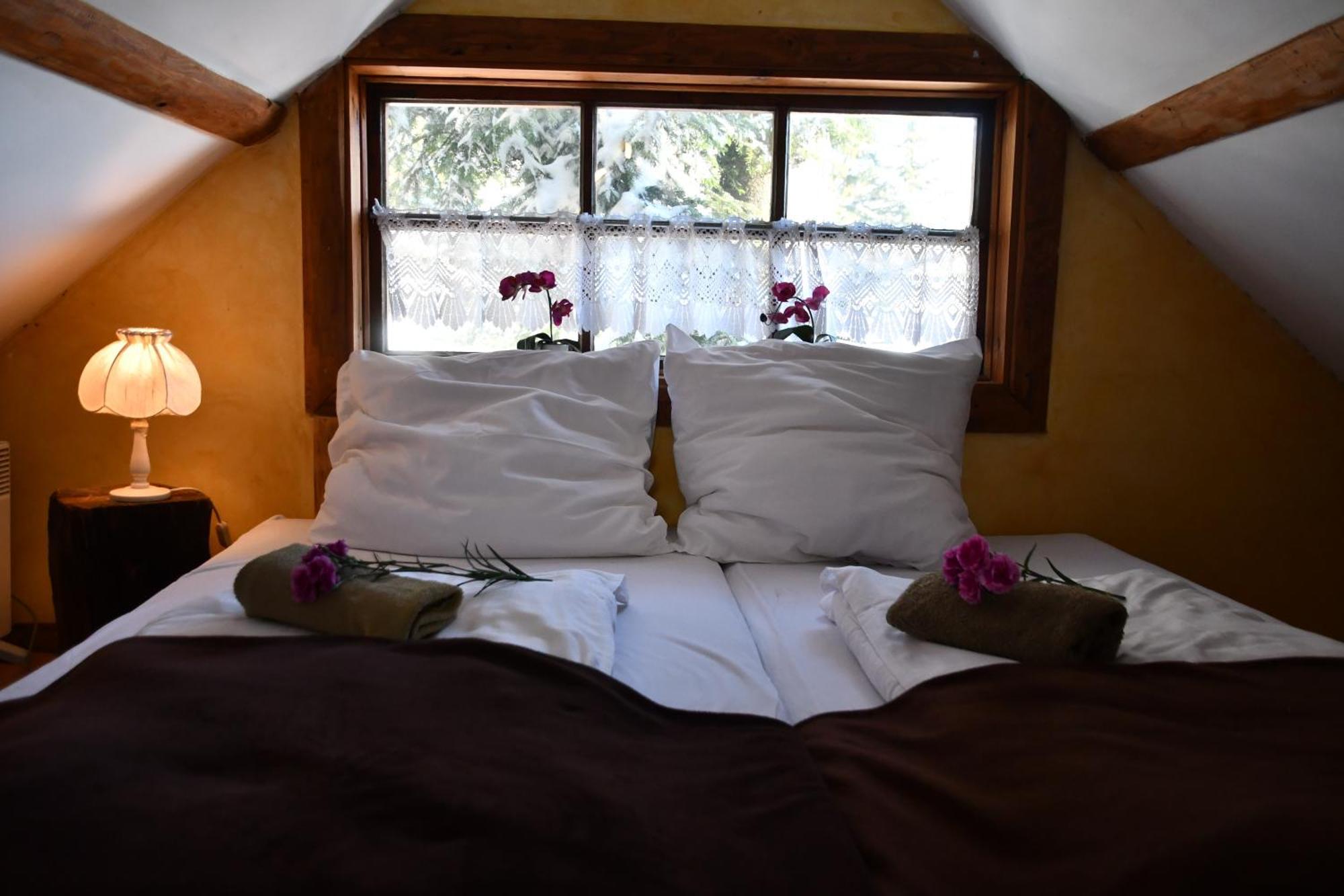 Gosciniec Pod Lubomirem Bed & Breakfast Weglowka  Ngoại thất bức ảnh