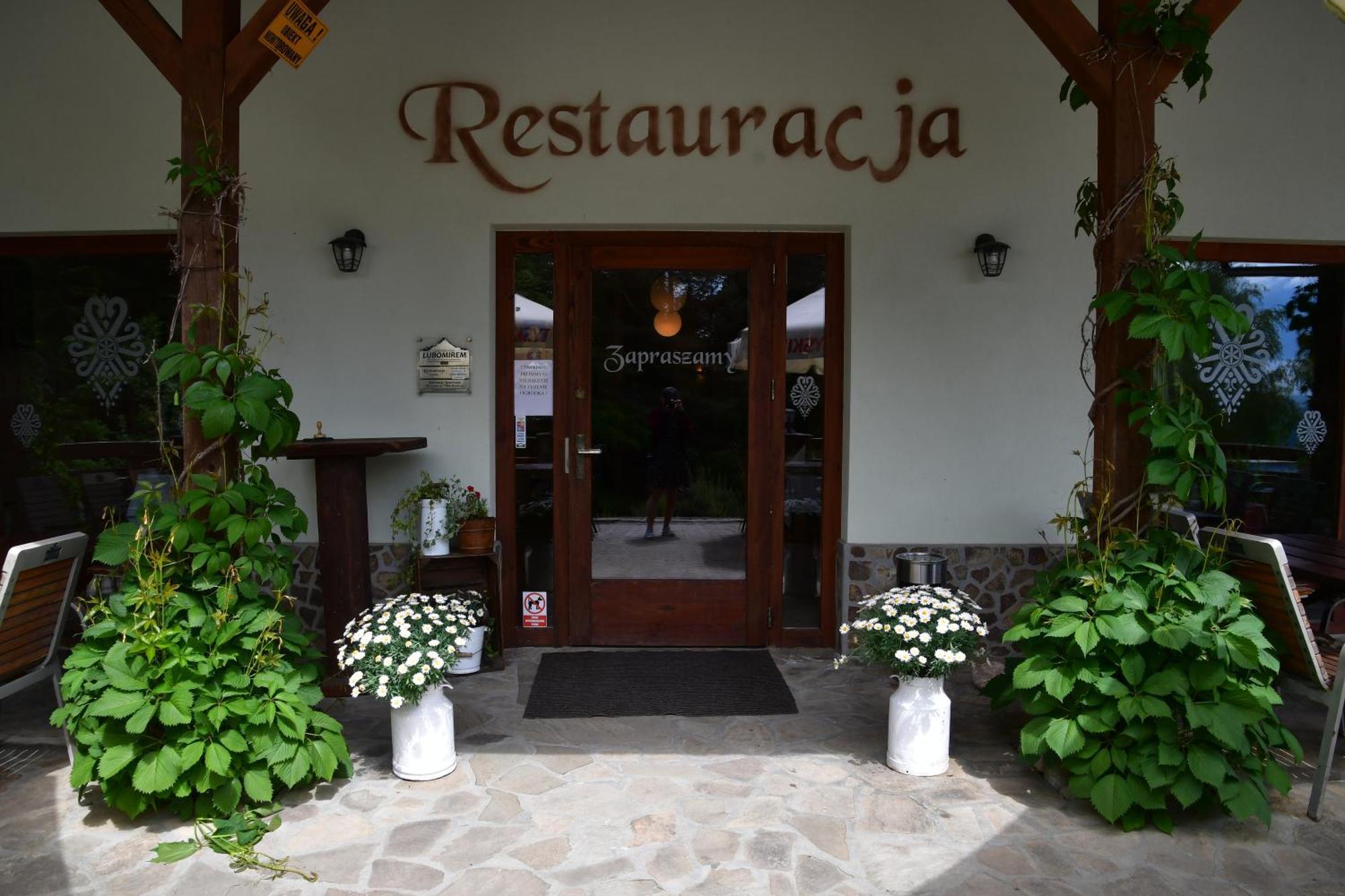 Gosciniec Pod Lubomirem Bed & Breakfast Weglowka  Ngoại thất bức ảnh